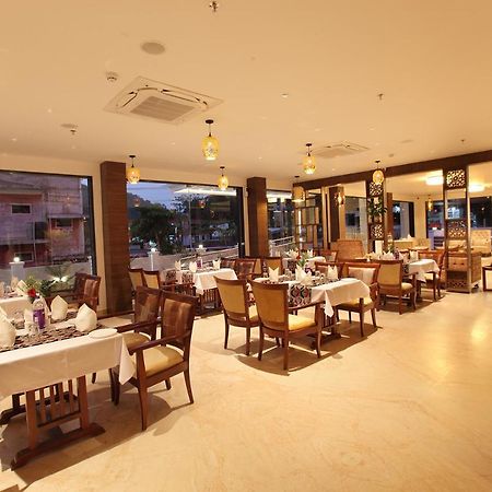 Hotel Maria Park Muvattupuzha Екстер'єр фото