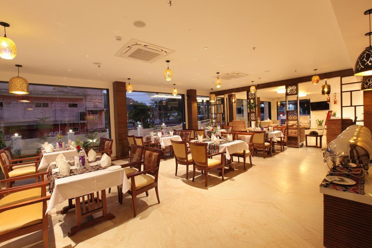 Hotel Maria Park Muvattupuzha Екстер'єр фото