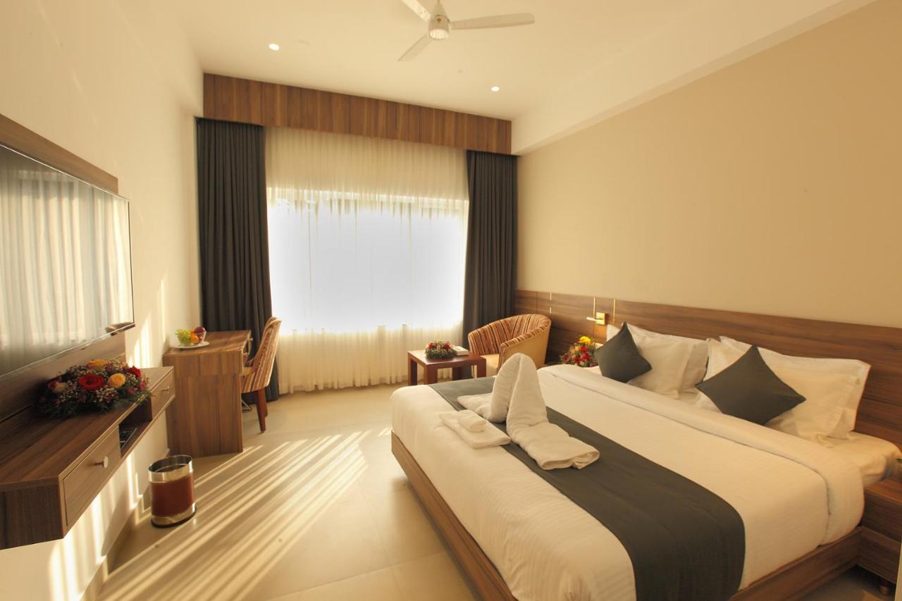 Hotel Maria Park Muvattupuzha Екстер'єр фото