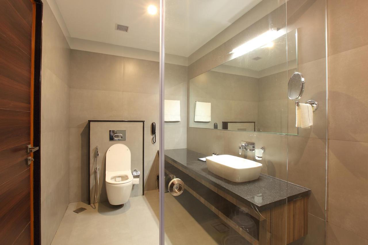 Hotel Maria Park Muvattupuzha Екстер'єр фото